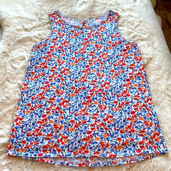 NWOT. St. John’s Bay cotton tank. Size medium tall. - Picture 3 of 8